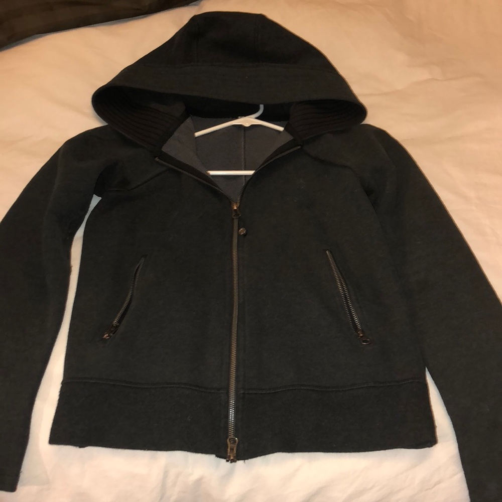 Lululemon charcoal gray hoodie size 6